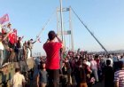 İçişleri Bakanlığı, 15 Temmuz Demokrasi ve Millî Birlik Günü’nün 10. yıl dönümünde Türkiye’nin demokrasi destanını yurdun dört bir yanında yankılandırılacak geniş çaplı bir anma seferberliğine imza atacak.