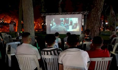 Şafak Vakti Tarihi Kale’de Seyirciyle Buluştu