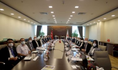 İstiklal Üniversitesi İçin Müjdeyi Başkan Güngör Verdi