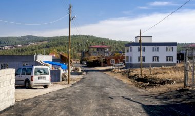 Güzelyurt Mahallesinde Asfalt Çalışması