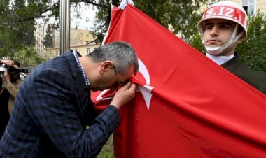 Başkan Güngör; “Şehrimizi Tekrar Ayağa Kaldıracağız”