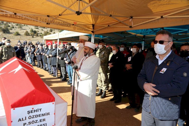 Şehit Piyade Sözleşmeli Er Ali Özdemir Dualarla Ebediyete Uğurlandı