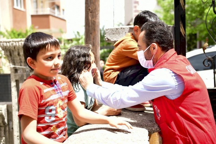 Gürbüz, Can Kulağı Dağıtım Programına Katıldı