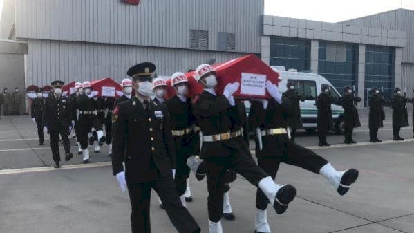 Şehitler Törenle Memleketlerine Uğurlandı