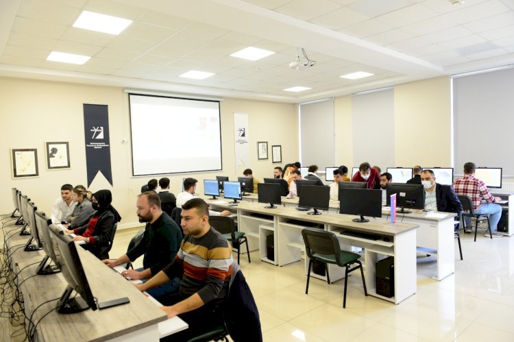 KSÜ Tasarım ve 3D Modelleme Merkezinde Kahramanmaraşlı Kuyumculara Tasarım Eğitimi Veriliyor