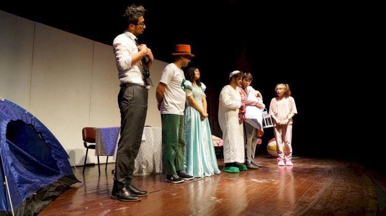 Minikler ‘Uykum Geri Gel’i Çok Beğendi