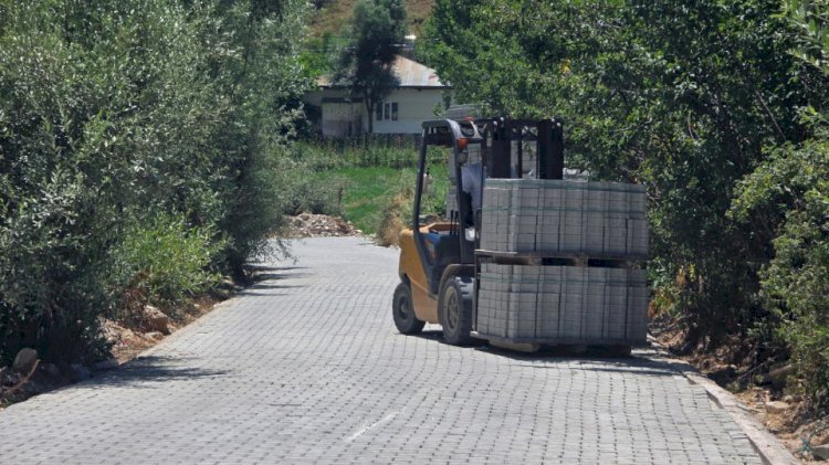 Büyükşehir, Göksun Kırsalında Ulaşım Konforunu Yükseltiyor