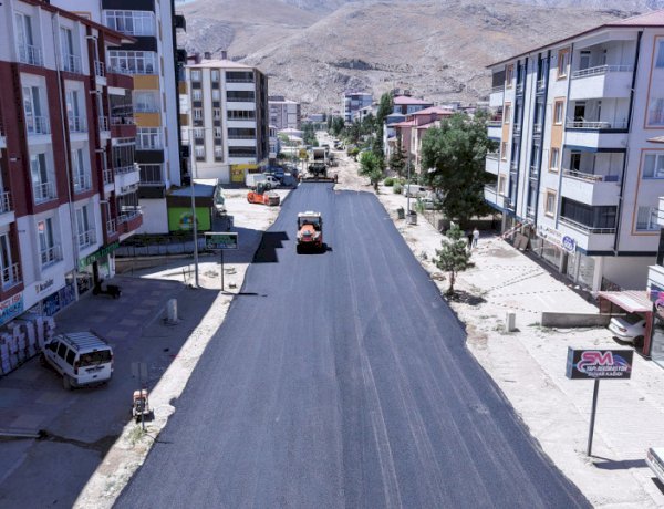 Büyükşehir, Elbistan Darende Caddesi’nde Dönüşüm Başlattı